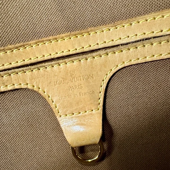 Louis Vuitton Monogram Ellipse MM - Picture 8 of 10